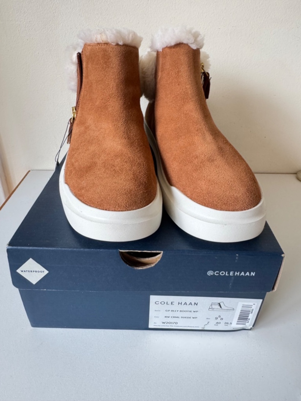 Cole Haan Grand Pro Rally Waterproof Suede Shearlng Booties 9B NIB